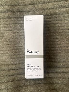 The Ordinary Alpha Arbutin 2% + HA Serum